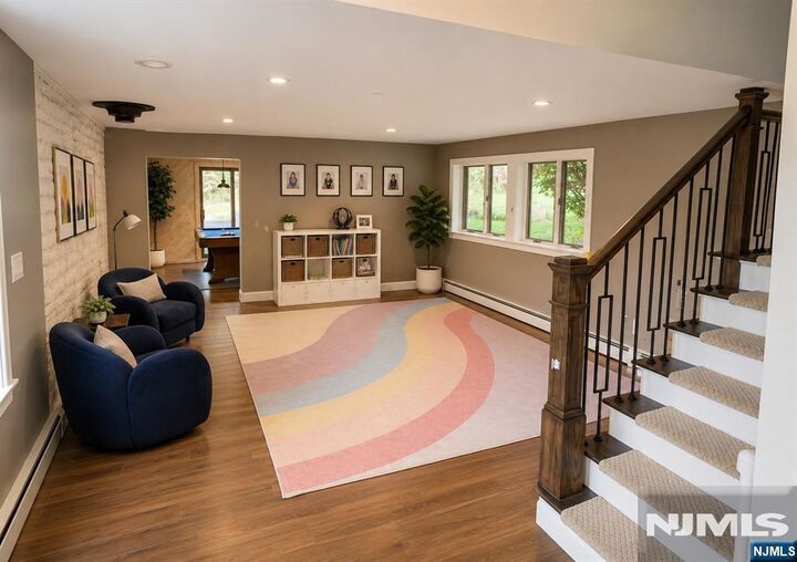 Property Photo:  39 Hillcrest Avenue  NJ 07045 