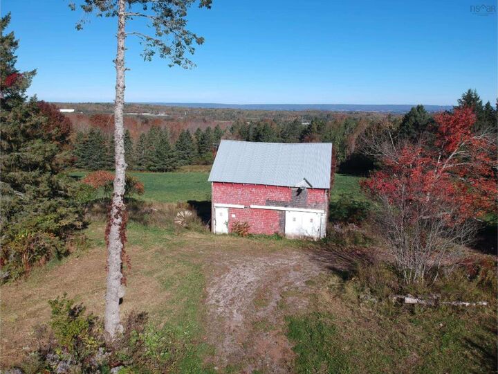 Property Photo:  1615 Deep Hollow Road  NS B4P 2R2 
