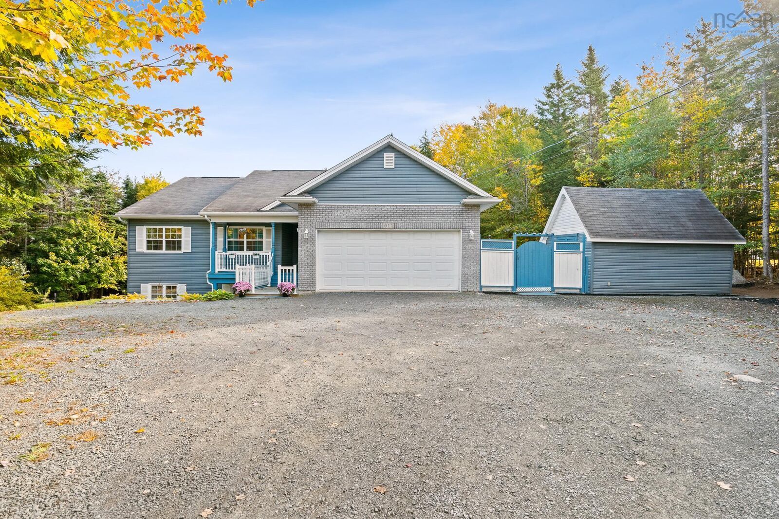 Property Photo:  609/611 Gatehouse Run  NS B4B 0B2 