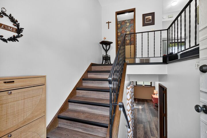 Property Photo:  1802 Humboldt Avenue  MN 55118 