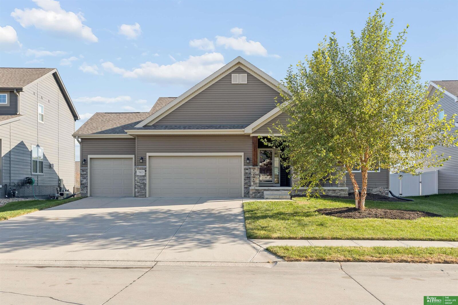 Property Photo:  7813 S 184th Avenue  NE 68136 