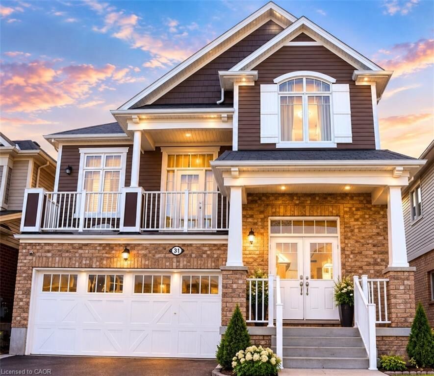 Property Photo:  31 Sofitel Drive  ON N2R 0J3 