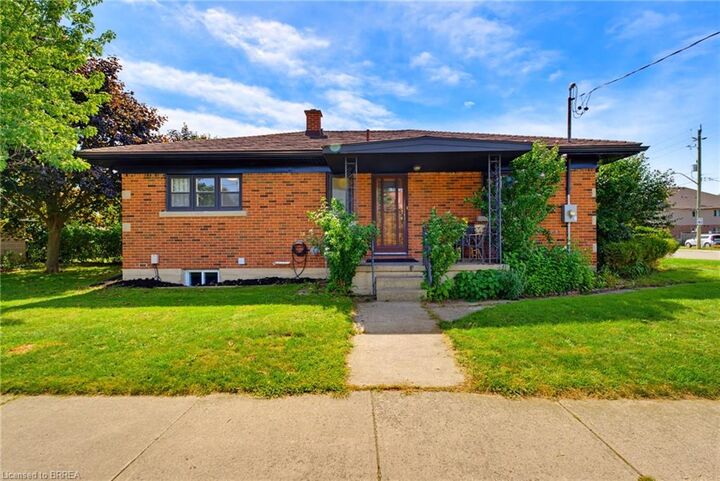 Property Photo:  177 North Park Street  ON N3R 4K7 