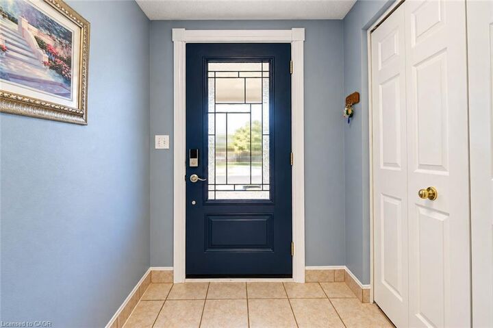 Property Photo:  327 Oprington Place  ON N2N 3P3 