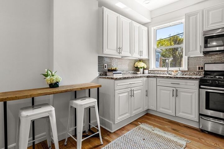 Property Photo:  29 Clarence Street 1  MA 02119 