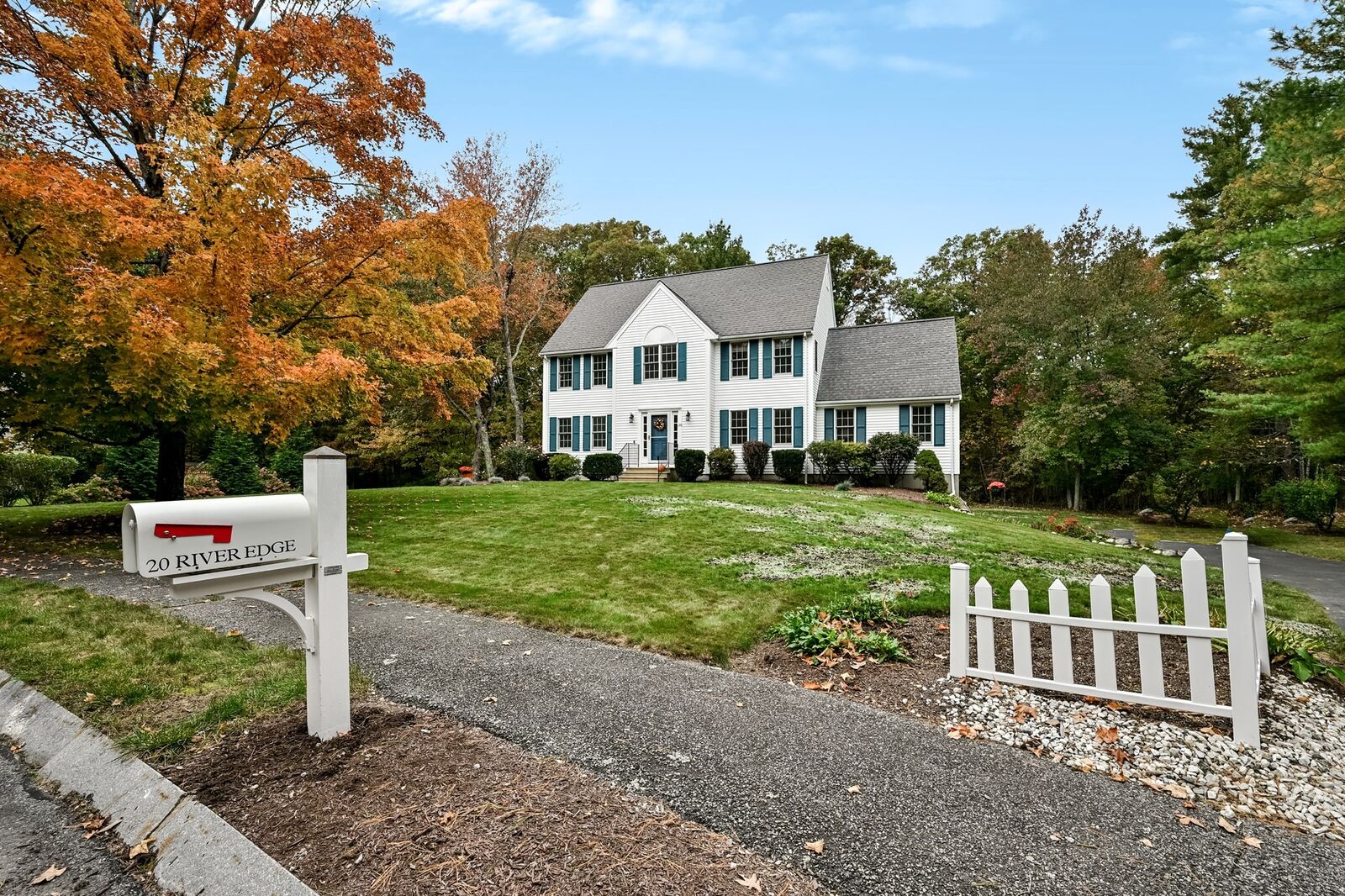 Property Photo: 20 River Edge Rd MA 02048