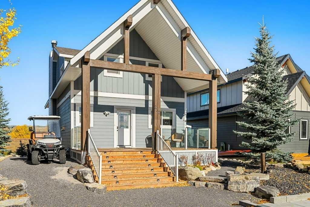 Property Photo:  232 Cottageclub Crescent  AB T4C 1B1 
