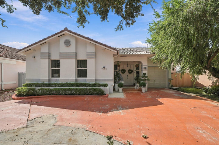 Property Photo: 9062 NW 148th Terrace FL 33018