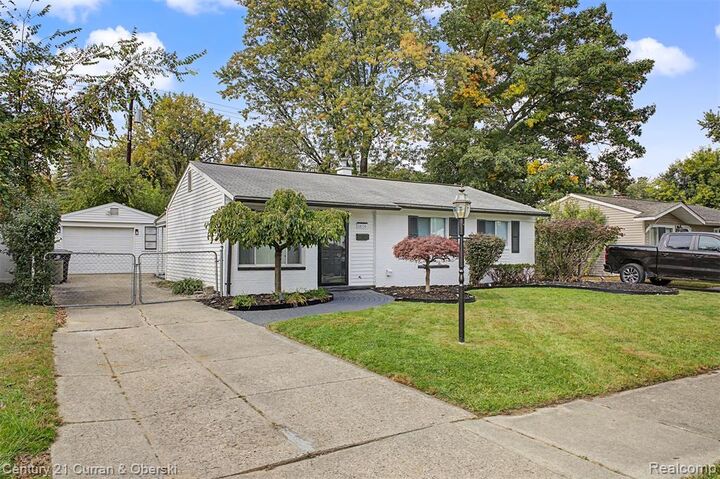 Property Photo:  1616 Flynn Street  MI 48186 