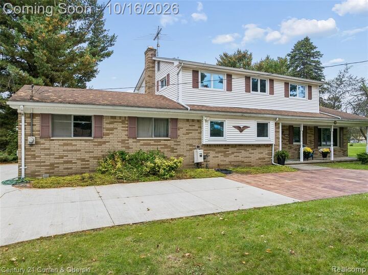 Property Photo: 5372 Daniel Drive MI 48114