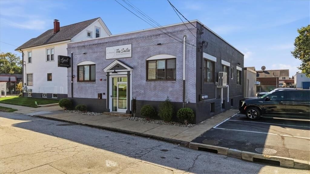 Property Photo:  41 Rolfe Square  RI 02910 