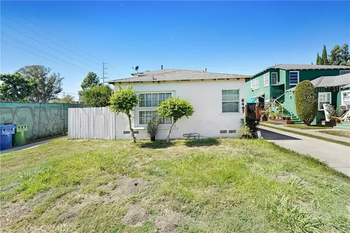 Property Photo:  6407 Whitman  CA 91406 