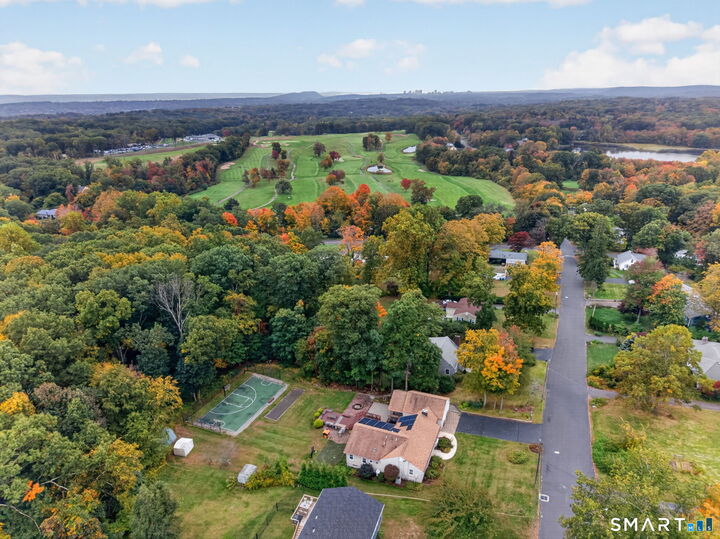 Property Photo:  765 Hill Street  CT 06514 