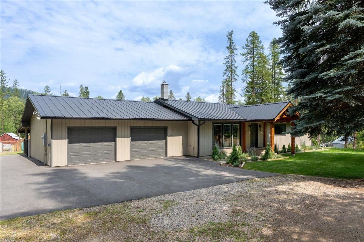 Property Photo:  2781 Clarke Rd  WA 99109 