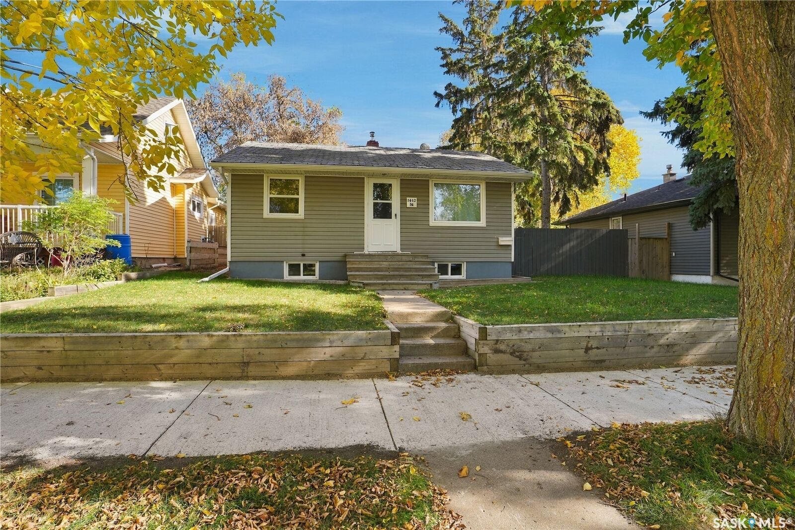 Property Photo:  1462 94th Street  SK S9A 0E5 