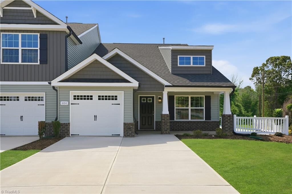 Property Photo: 100 Sienna Court NC 27298