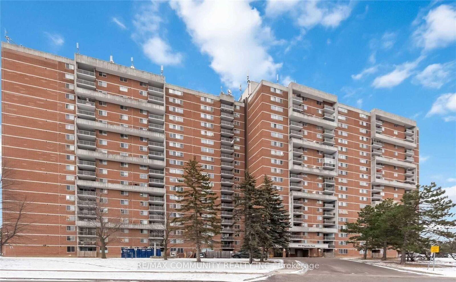 Property Photo: 100 Wingarden Court 616 ON M1B 2P4