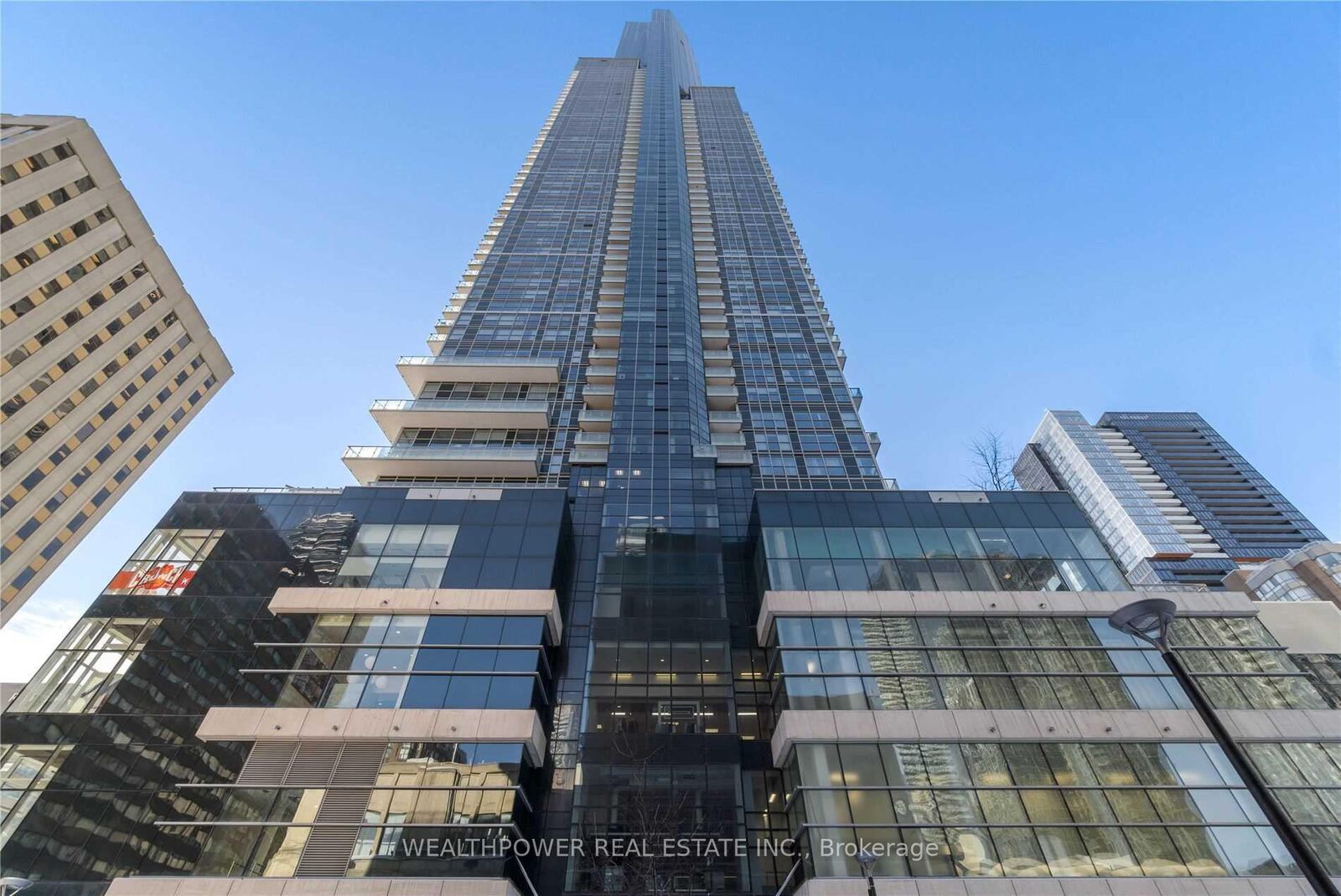 Property Photo:  388 Yonge Street 6504  ON M5B 0A4 