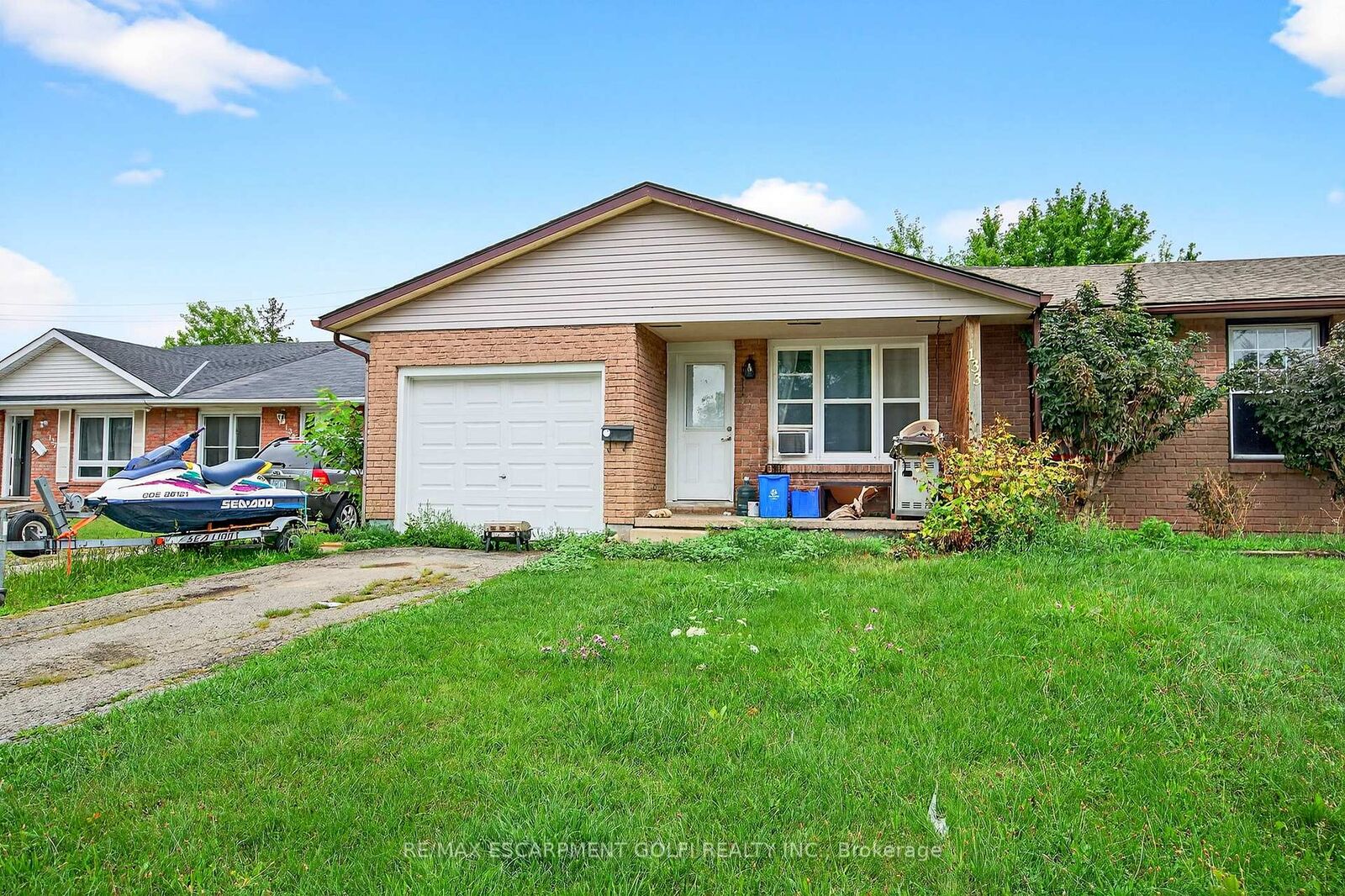 Property Photo:  133 Northgate Drive Main Floor  ON L3C 5Y3 