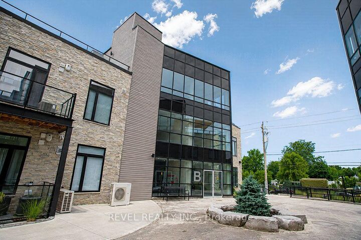 Property Photo:  85B Morrell Street 117  ON N3T 4J6 