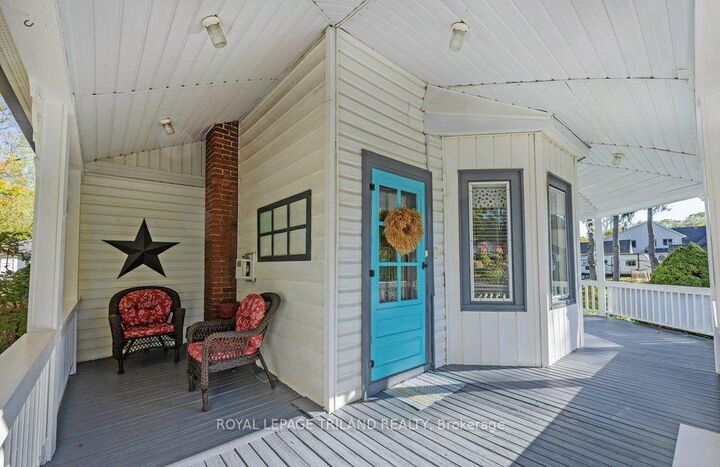 Property Photo:  143 St George Street  ON N5P 2M3 