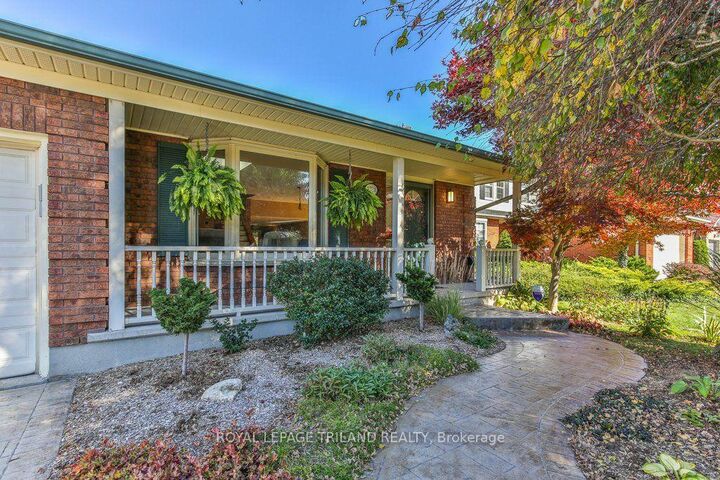 Property Photo:  1221 Glenora Drive  ON N5X 2P6 