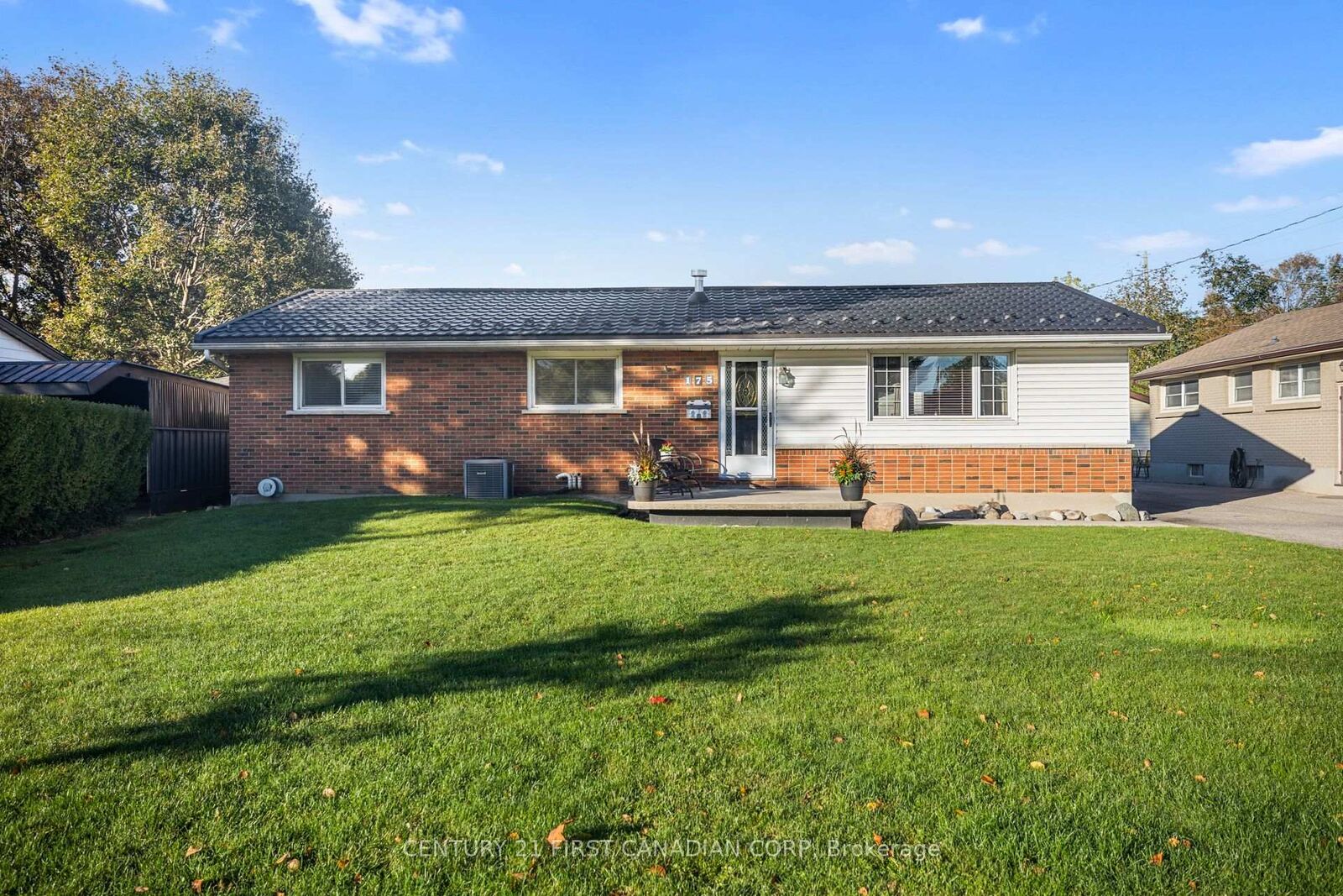 Property Photo: 175 Bancroft Road ON N5V 1E1