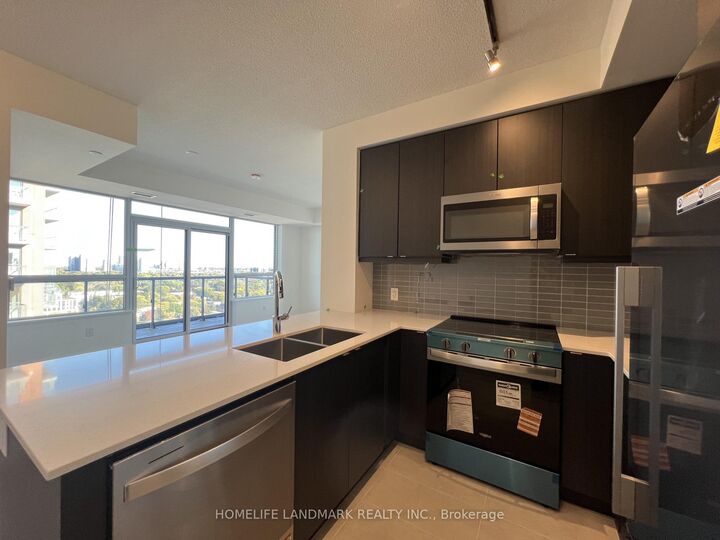 Property Photo:  3260 Sheppard Avenue E 1607  ON M1T 3K3 