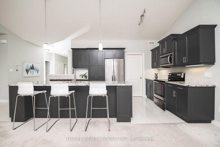 Property Photo:  2250 Buroak Drive 123  ON N6G 0N7 