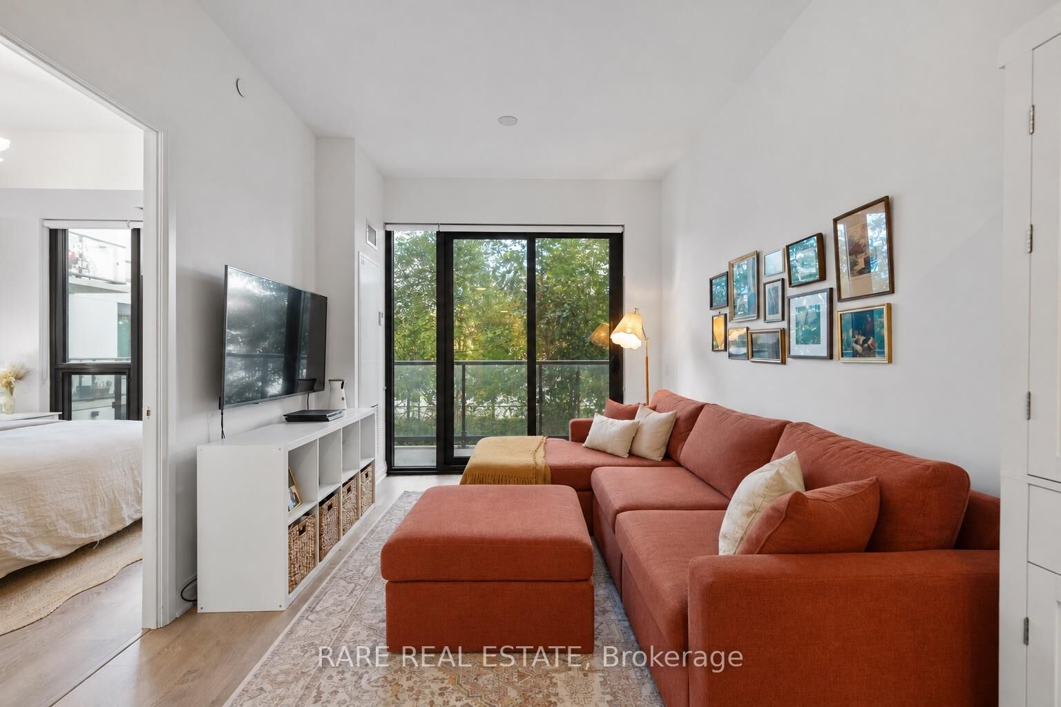Property Photo:  280 Howland Avenue 331  ON M5R 0C3 