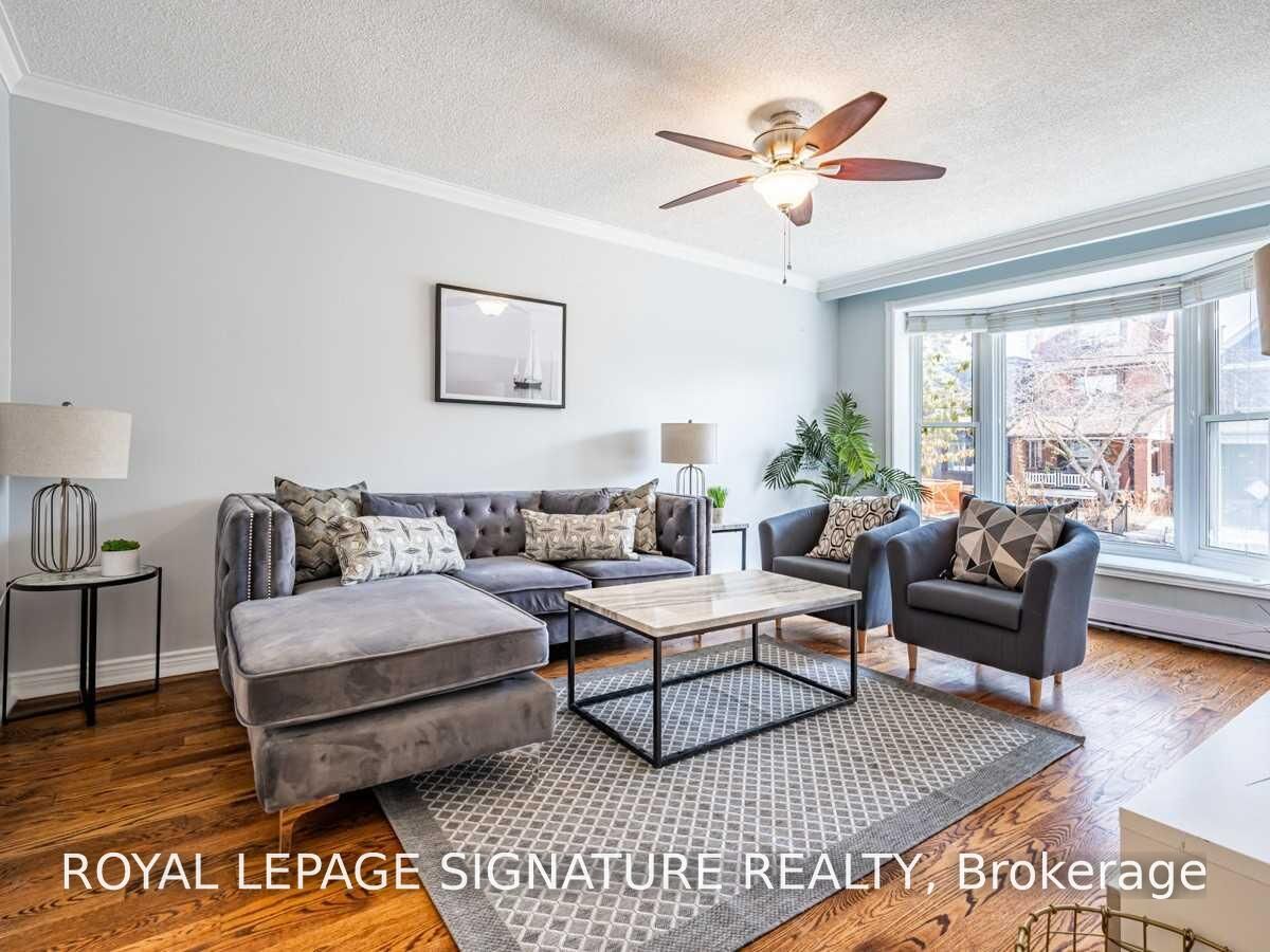 Property Photo:  14A Arlington Avenue Main  ON M6G 3K8 
