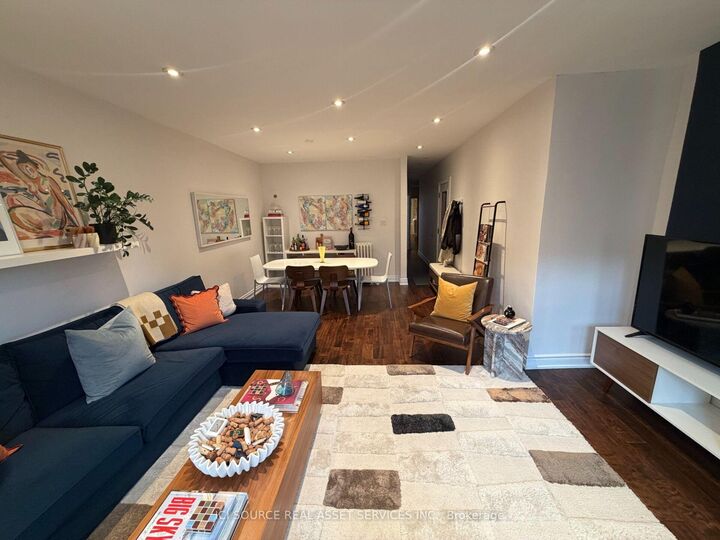 Property Photo:  399 Roncesvalles Avenue 1 (2nd Floor)  ON M6R 2N1 