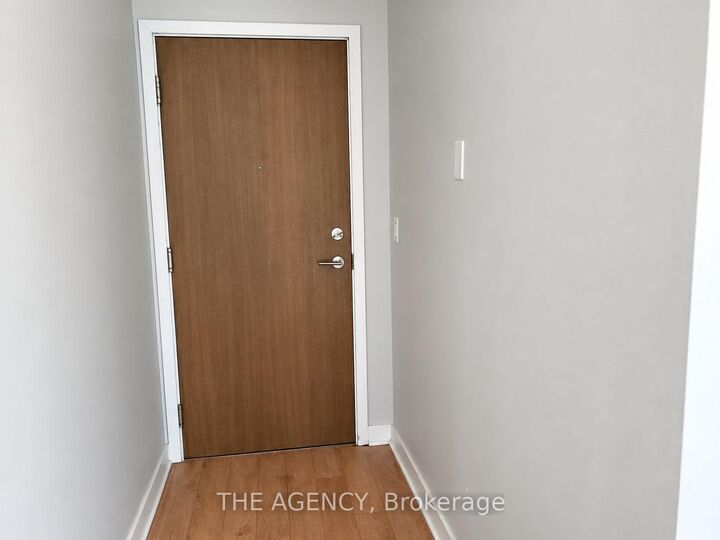Property Photo:  3985 Grand Park Drive 1005  ON L5B 0H8 