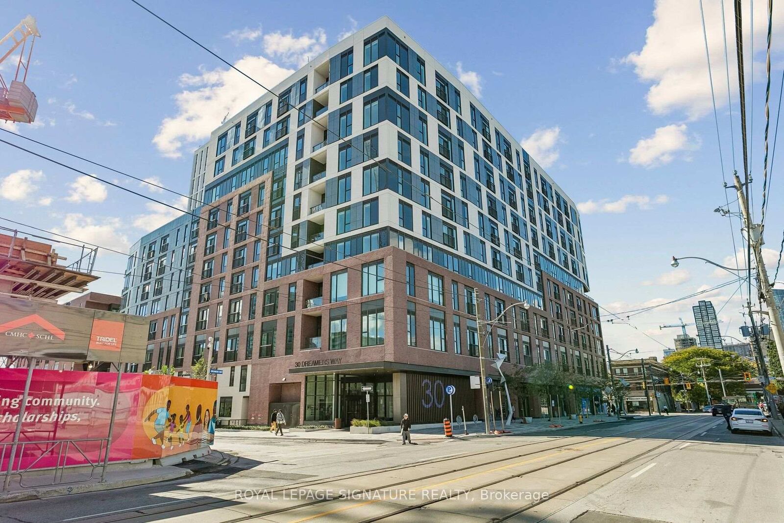 Property Photo:  30 Dreamers Way 723  ON M5A 0Z1 