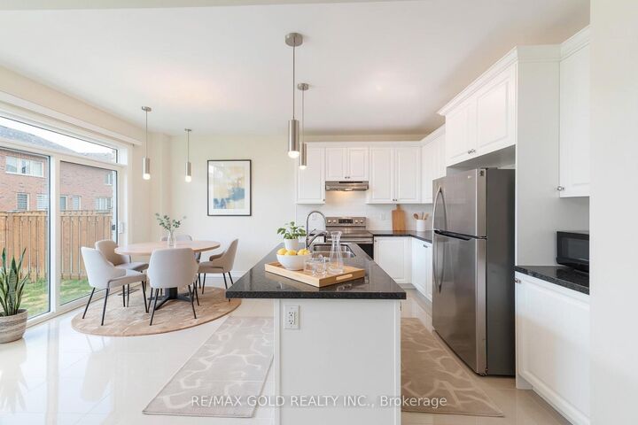 Property Photo:  83 Selby Crescent  ON L3Z 1A5 