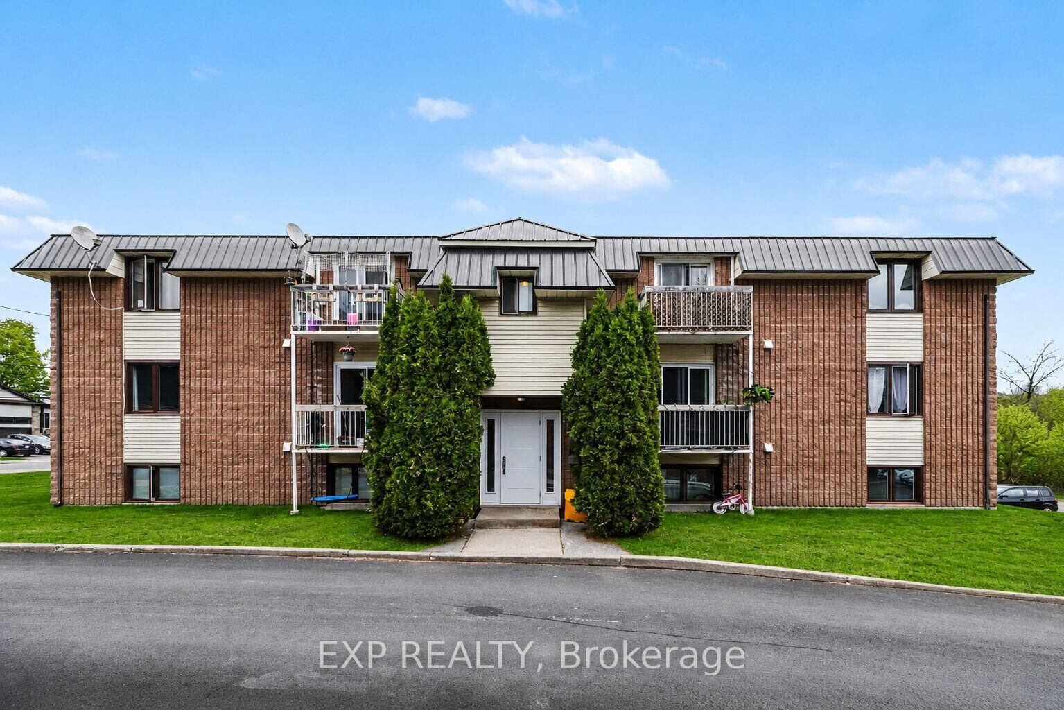 Photo de la propriété:  875 Laurier Street 10  ON K4K 1E6 