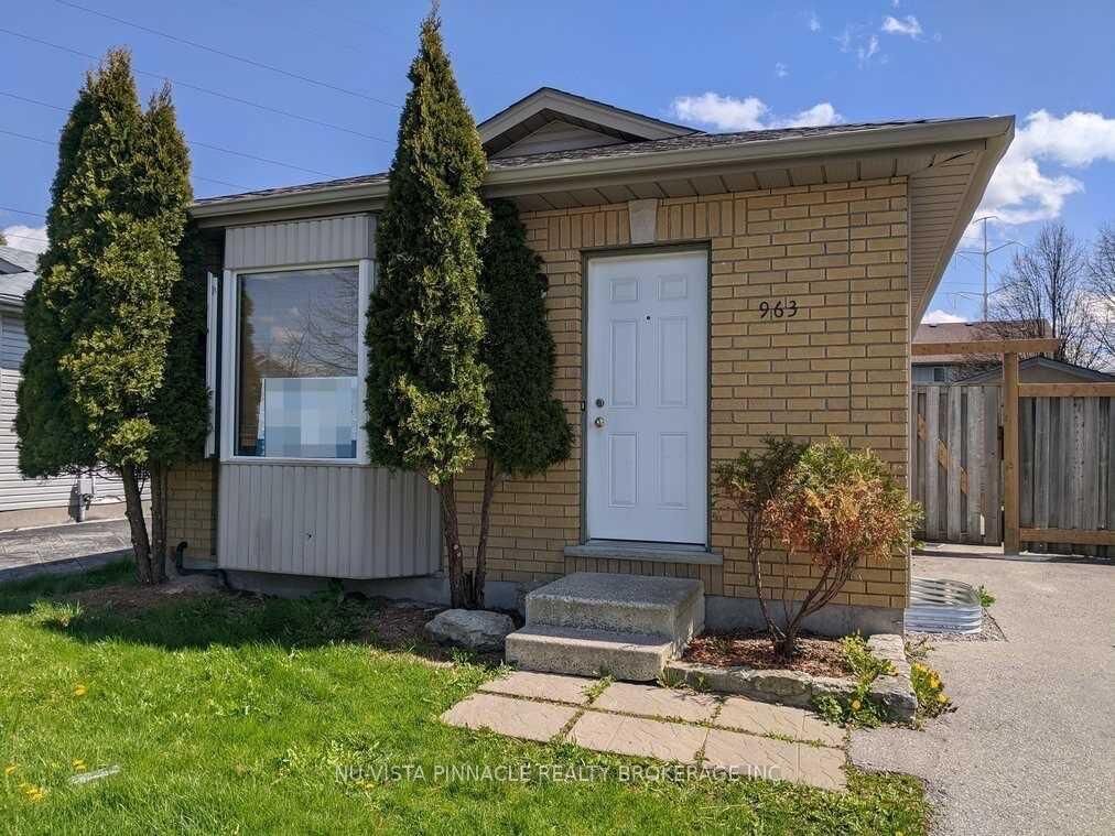 Property Photo:  963 Prosperity Court Lower  ON N5V 5C7 
