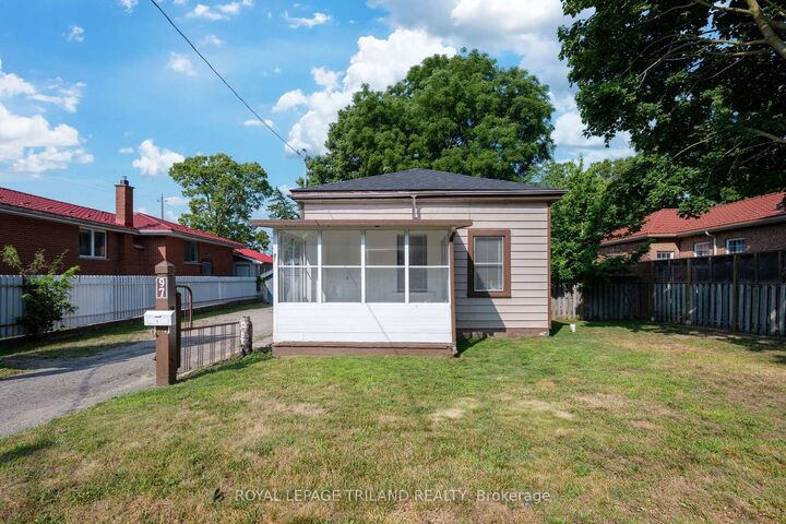 Property Photo:  97 William Street  ON N6B 3B2 