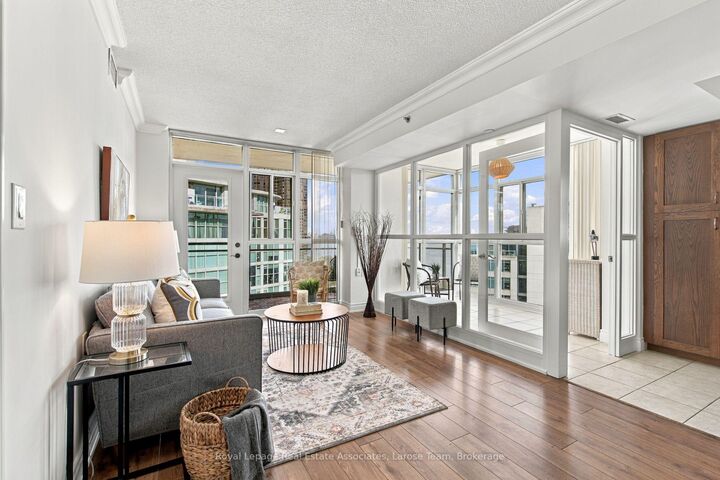 Property Photo:  3 Marine Parade Drive 1402  ON M8V 3Z5 