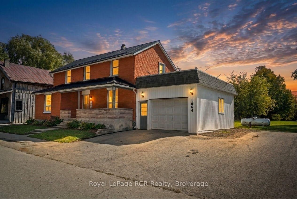 Property Photo:  1064 Mill Street  ON N0G 2X0 