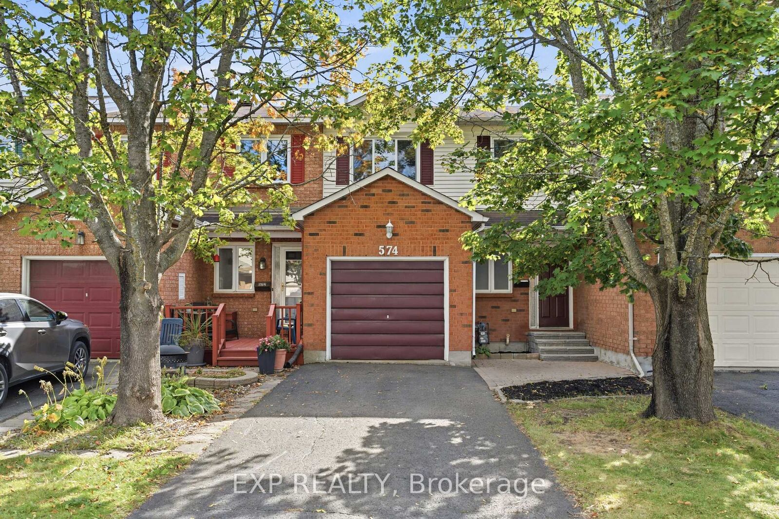Property Photo: 574 Latour Crescent ON K4A 1P3