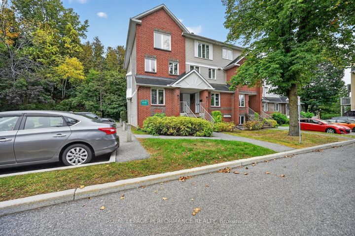 Property Photo:  6812 Jeanne D'Arc Boulevard N A  ON K1C 6E9 