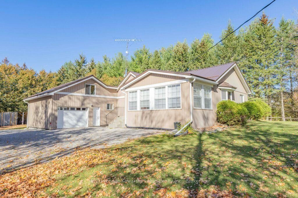 Property Photo:  6 Fell Station Drive  ON K0M 1N0 