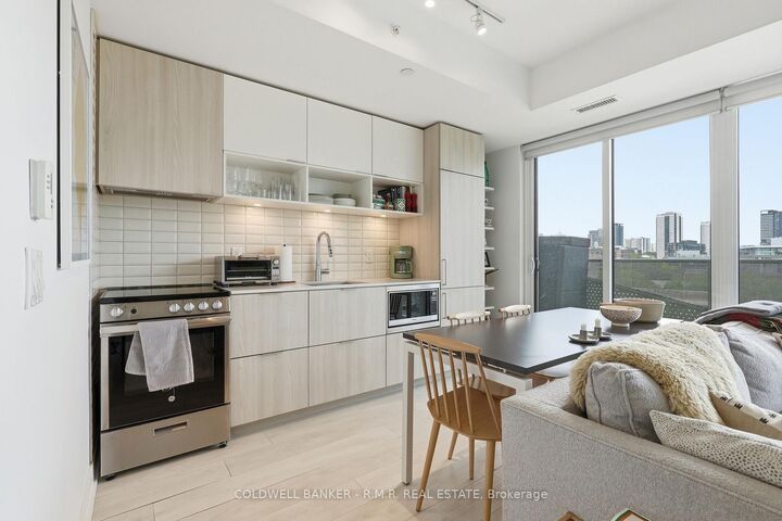 Property Photo:  60 Tannery Road 815  ON M5A 0S8 