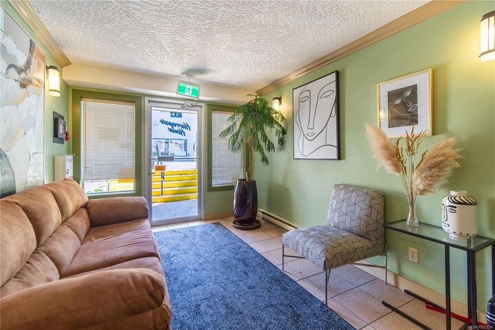 Property Photo:  832 Fisgard St #304  BC V8W 1S1 