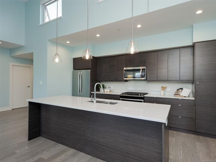 Property Photo:  10680 McDonald Park Rd #405  BC V8L 5S7 