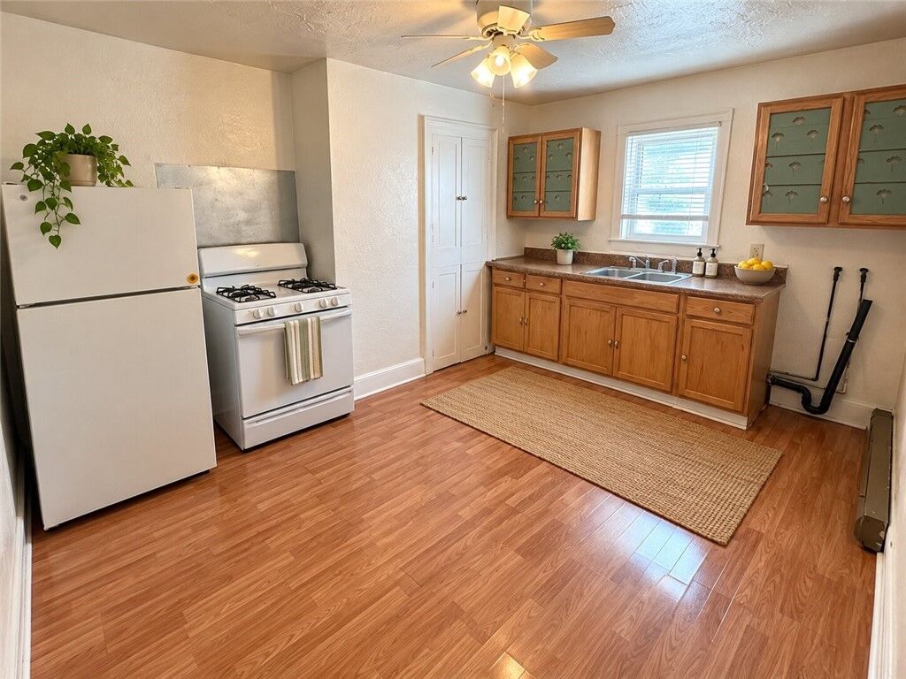 Property Photo:  117 Hall Ave  PA 15301 