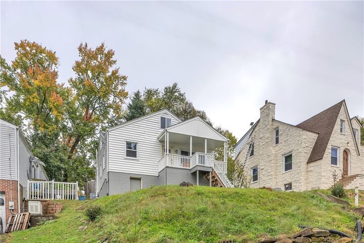 Property Photo: 1014 Sadowski Ave PA 15215