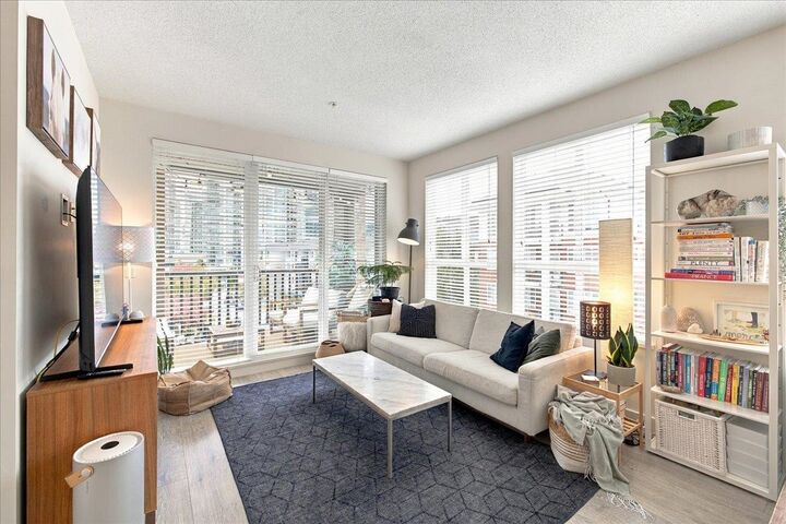 Property Photo:  611 Regan Avenue 316  BC V3J 0E5 
