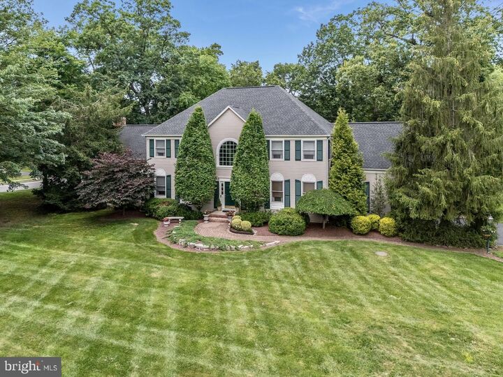 Property Photo:  1 Maxwell Court  NJ 08822 